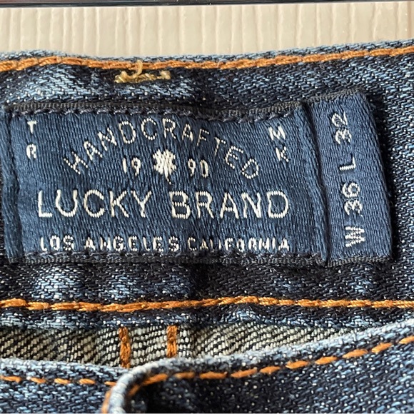 Lucky Brand 221 Original Straight Medium Wash Mens Jeans Size 36 x 32 - Picture 7 of 15